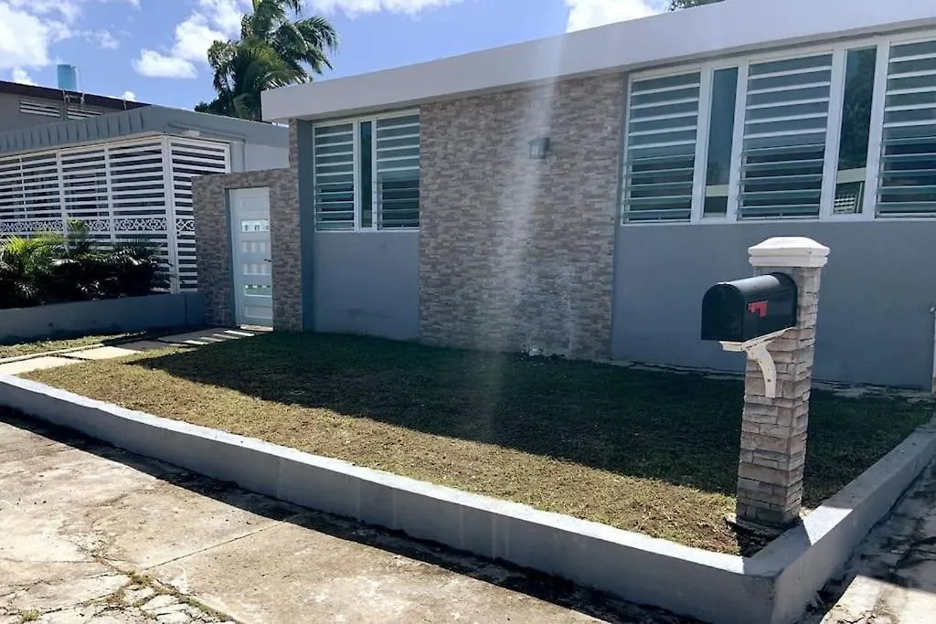 Encanto Caribeno En Levittown Lakes Puerto Rico